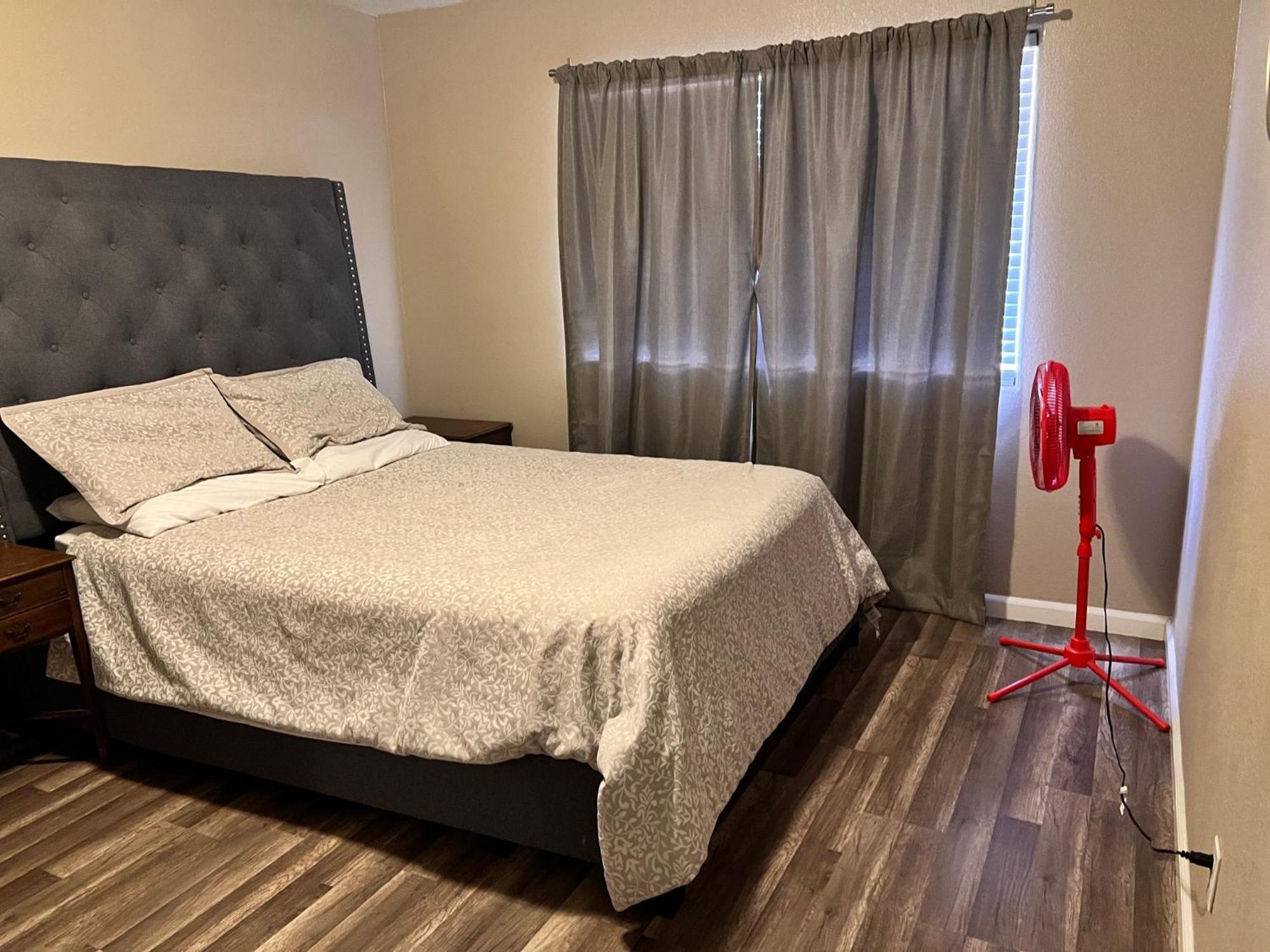 Quiet 1Bed,1Bath Condo With Free Parking Fresno Exteriör bild